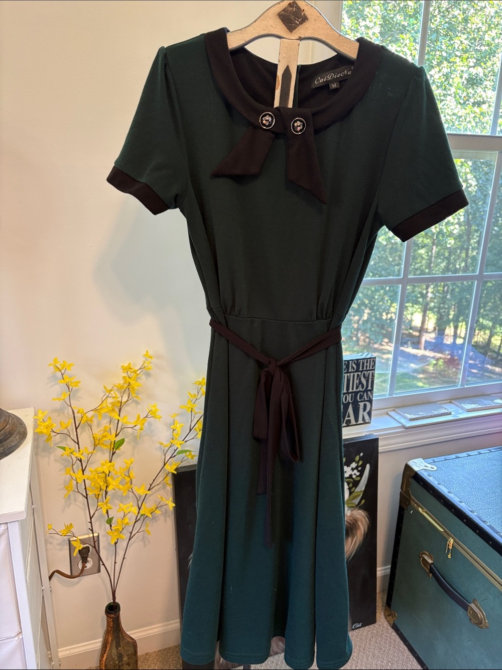 Emerald Green Short-Sleeve Midi Dress with Black Trim